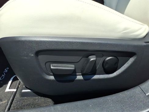 Used 2025 MAZDA CX-30 AWD 2.5 S w/ Premium Package image 18