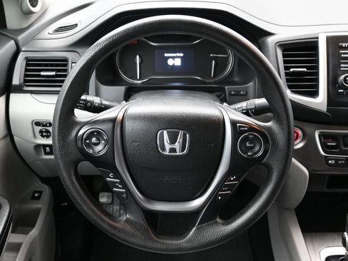 Used 2017 Honda Ridgeline RTS image 15