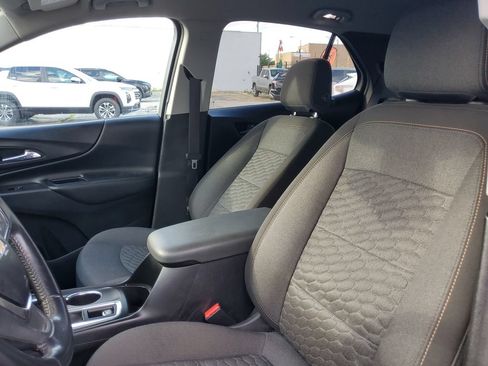 Used 2021 Chevrolet Equinox LT FWD image 15