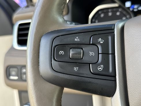 Used 2021 GMC Yukon XL Denali w/ Denali Premium Package image 20