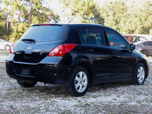 Used 2009 Nissan Versa S w/ Convenience Pkg image 11