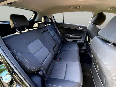 Used 2020 Kia Sportage LX FWD image 31