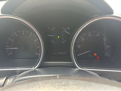 Used 2013 Toyota Highlander SE AWD/4WD image 14