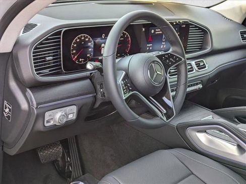 Certified 2025 Mercedes-Benz GLE 350 4MATIC image 3