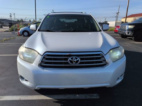 Used 2010 Toyota Highlander Limited AWD/4WD image 8