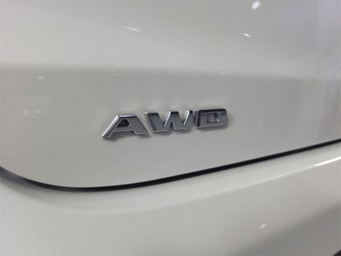 Certified 2023 Cadillac XT6 Premium Luxury w/ Technology Package image 7