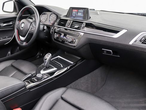 Used 2019 BMW 230i Convertible w/ Convenience Package RWD image 28
