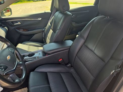 Certified 2015 Chevrolet Impala LT FWD image 5
