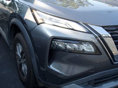 Used 2022 Nissan Rogue Sport S FWD image 8