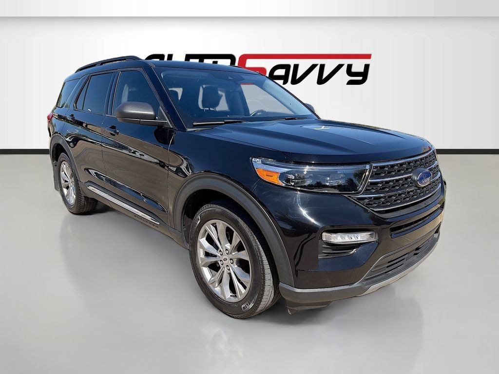 Used 2022 Ford Explorer XLT w/ Equipment Group 202A AWD/4WD image 1