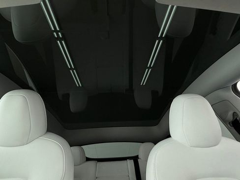Used 2021 Tesla Model Y Performance AWD/4WD image 30