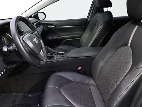 Used 2022 Toyota Camry XSE w/ Cold Weather Package FWD image 12