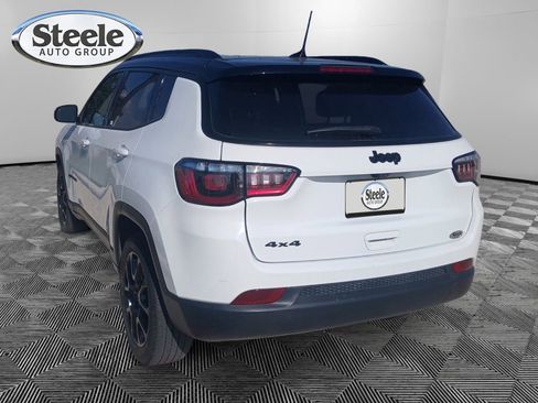 Used 2023 Jeep Compass Altitude w/ Convenience Group image 3