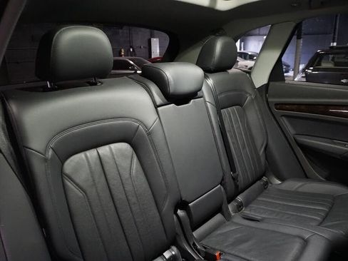 Used 2018 Audi Q5 2.0T Premium AWD/4WD image 18