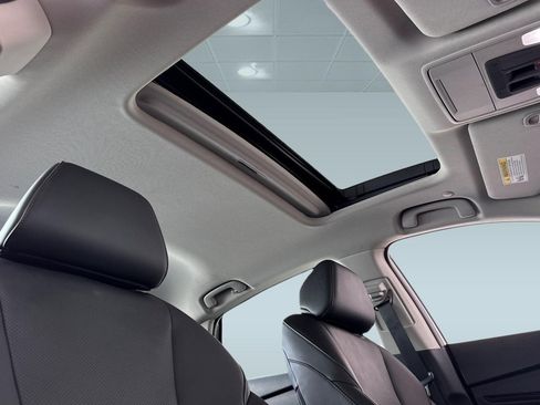 Used 2025 Honda Accord Touring image 24