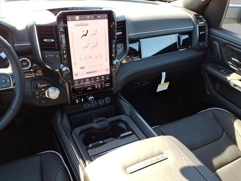 New 2026 RAM 1500 Limited AWD/4WD image 15