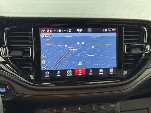 Used 2025 Dodge Durango GT image 20