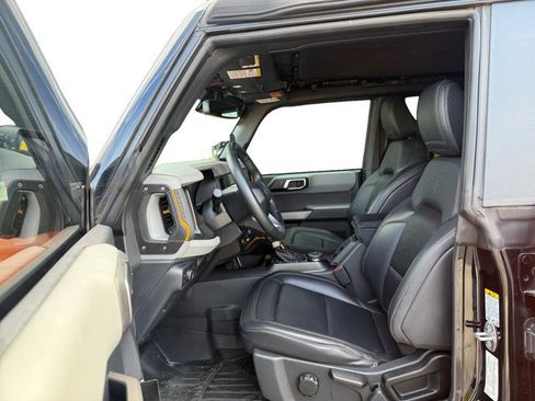 Used 2022 Ford Bronco Badlands w/ Sasquatch Package image 10