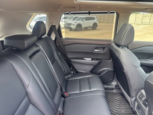 Certified 2023 Nissan Rogue SL w/ SL Premium Package FWD image 31