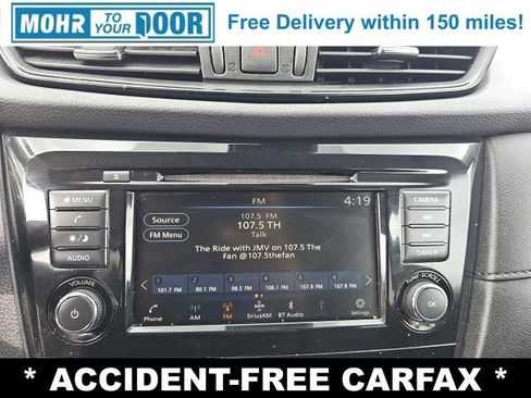 Used 2020 Nissan Rogue S w/ Special Edition Package image 24