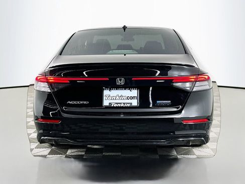 Used 2024 Honda Accord Sport image 7