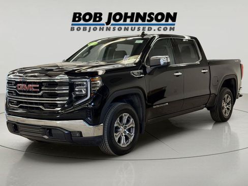 Certified 2025 GMC Sierra 1500 SLT AWD/4WD image 5