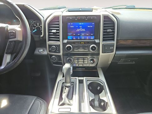 Used 2020 Ford F150 Lariat w/ Equipment Group 502A Luxury image 11