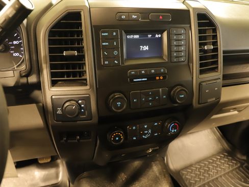 Used 2022 Ford F350 XL w/ Power Equipment Group image 13