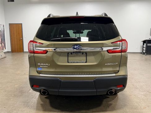 Used 2024 Subaru Ascent Premium image 5