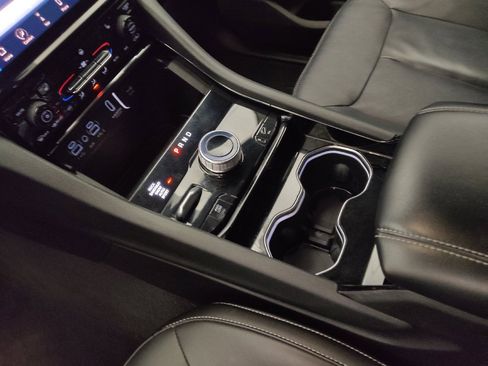 Used 2022 Jeep Grand Cherokee Limited 4xe image 26