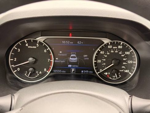 Used 2025 Nissan Altima 2.5 SV FWD image 26