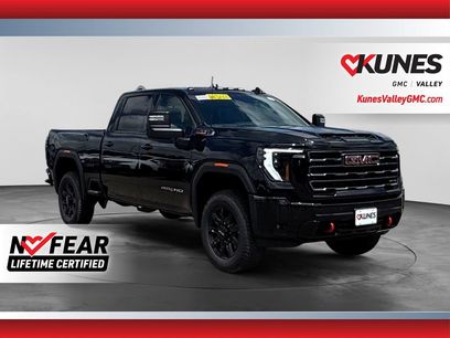 New 2026 GMC Sierra 2500 AT4 w/ Technology Package