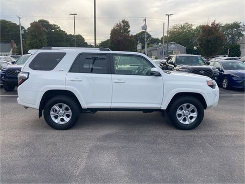 Certified 2023 Toyota 4Runner SR5 Premium image 12