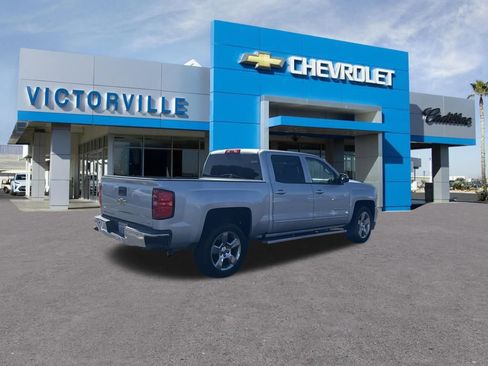 Used 2017 Chevrolet Silverado 1500 LT RWD image 6