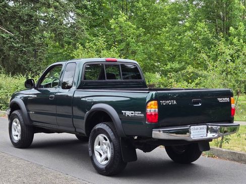 Used 2003 Toyota Tacoma PreRunner RWD image 3