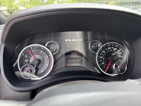 Used 2024 RAM 3500 Big Horn AWD/4WD image 25