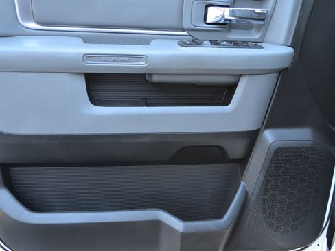 Used 2017 RAM 1500 Classic SLT image 16