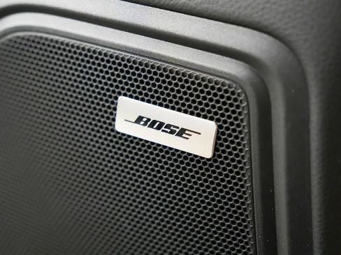 New 2026 Porsche Macan image 17