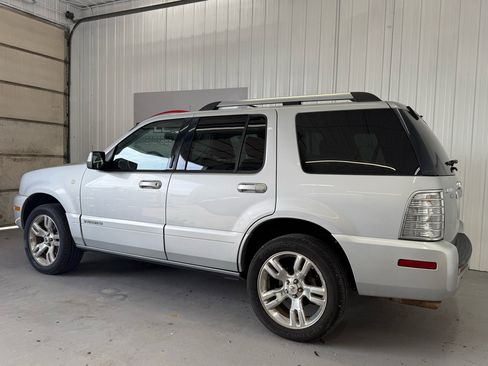 Used 2010 Mercury Mountaineer Premier image 7