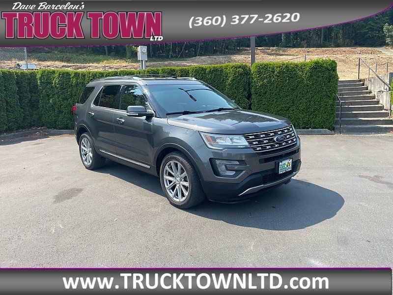 Used 2017 Ford Explorer Limited AWD/4WD image 7