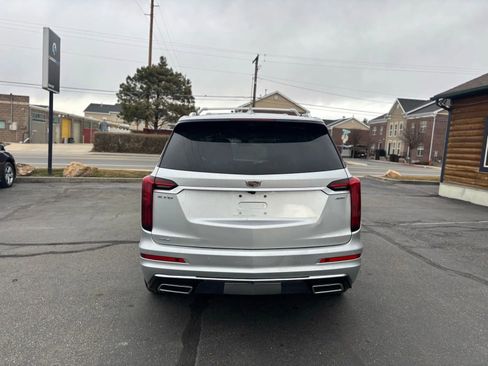 Used 2020 Cadillac XT6 Premium Luxury image 6