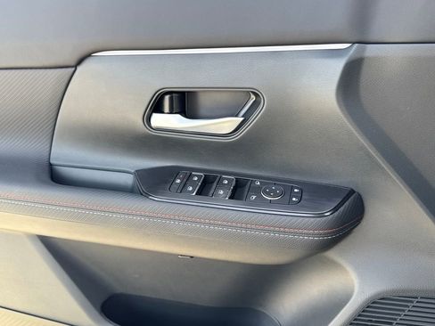 New 2026 Nissan Kicks SR w/ Illumination Package image 20