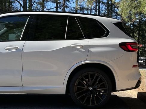 Used 2023 BMW X5 sDrive40i w/ M Sport Package image 5
