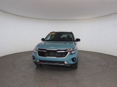 Used 2023 Honda HR-V LX image 31