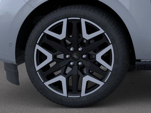 New 2026 Ford Expedition Platinum AWD/4WD image 19