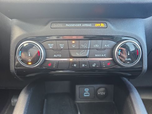 Used 2022 Ford Escape SEL w/ Technology Package image 43