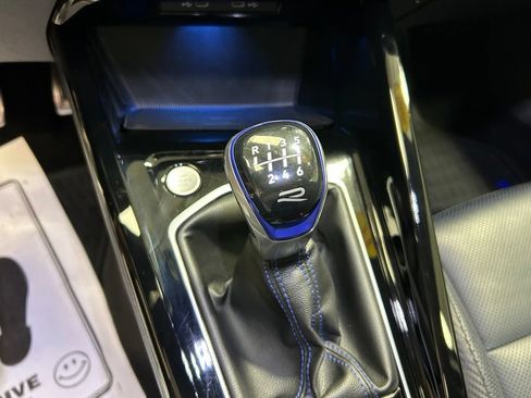 Used 2024 Volkswagen Golf R AWD/4WD image 14