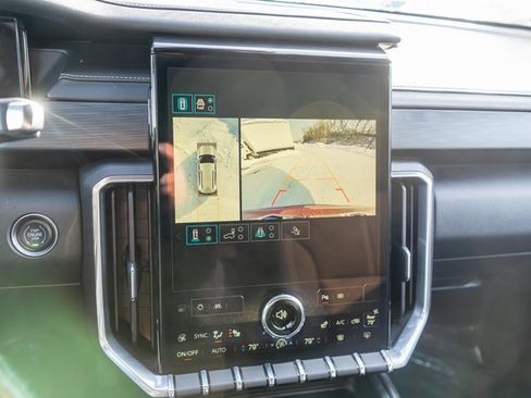 Used 2025 GMC Acadia Elevation w/ LPO, Floor Liner Package image 29