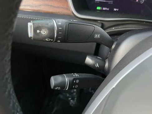 Used 2020 Tesla Model X Long Range image 33