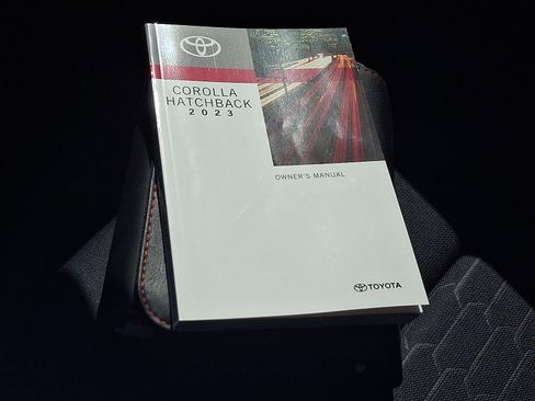 Used 2023 Toyota Corolla SE FWD image 24